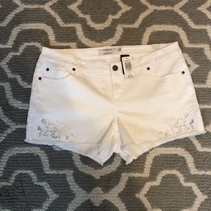 NWT Torrid White Jean Shorts Size 16